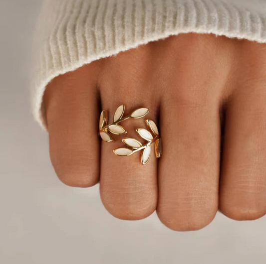 Aurora - Vit Opal Leaf Justerbar Ring